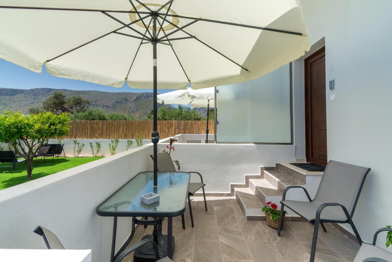 Modern House With Pool Near Beach Gazi Екстер'єр фото