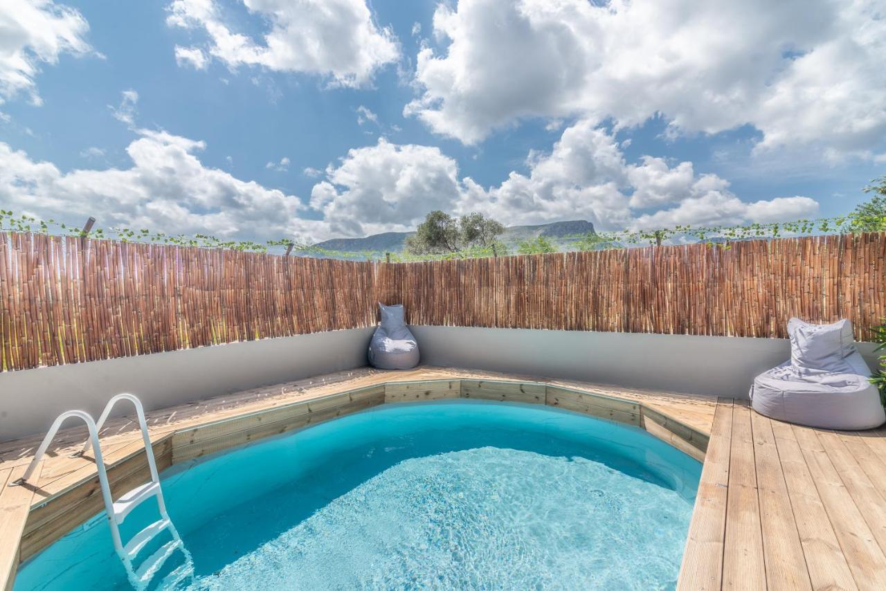 Modern House With Pool Near Beach Gazi Екстер'єр фото