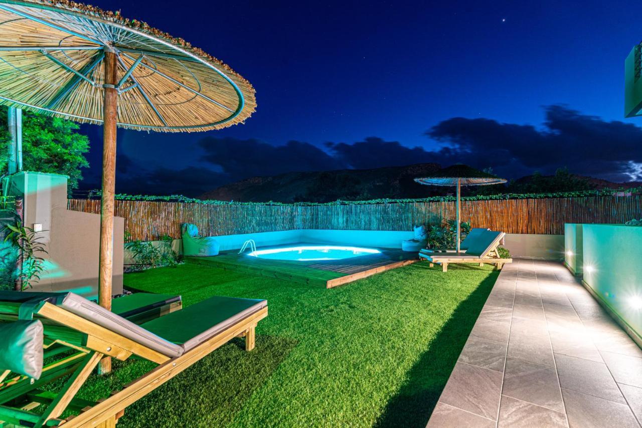 Modern House With Pool Near Beach Gazi Екстер'єр фото